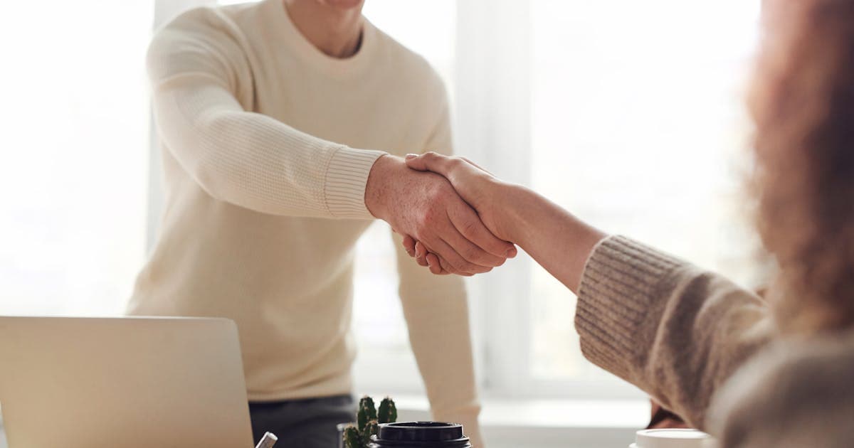After-Sales CRM vs Field Service Management Software: What's the Difference?