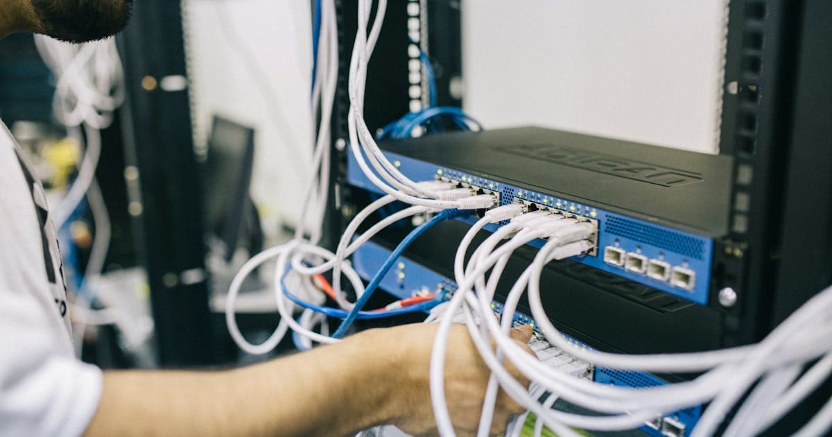 How Field Service Mobile Apps Improve Technician Productivity